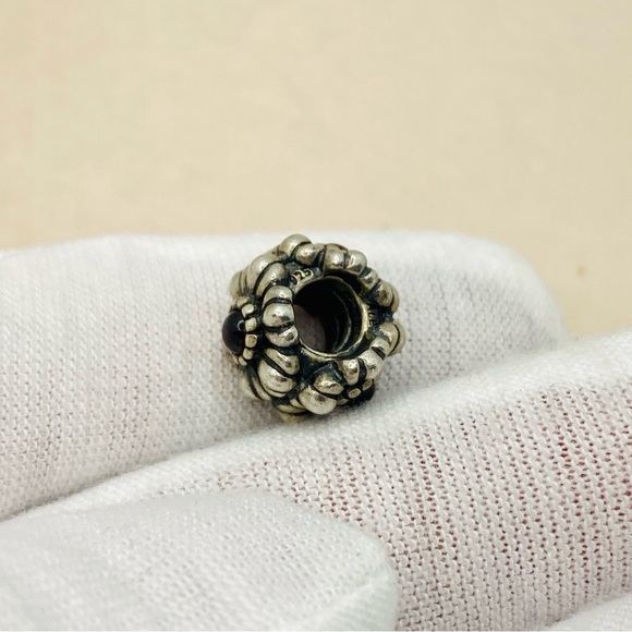 EUC Pandora 790580GR Sterling Silver January Birthday Blooms Charm w/ Garnet - Picture 10 of 14